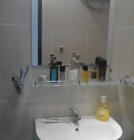 Studio In St. George Palace * סבטי ולאס
